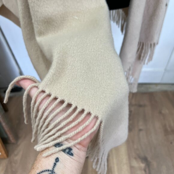 Women's Brooks Brothers Shawl - Picture 3 of 3